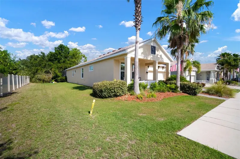 5102 Coastal Scene Dr, FL