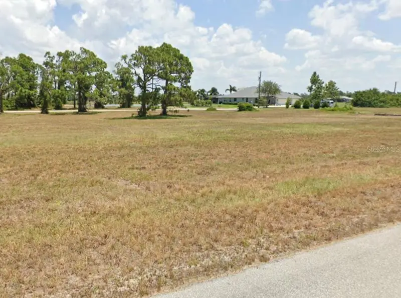 14 Rudder Ln, FL