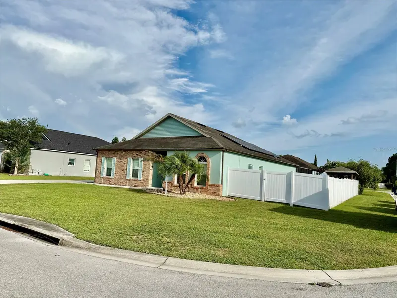 1201 Lavender Jewel Ct, FL