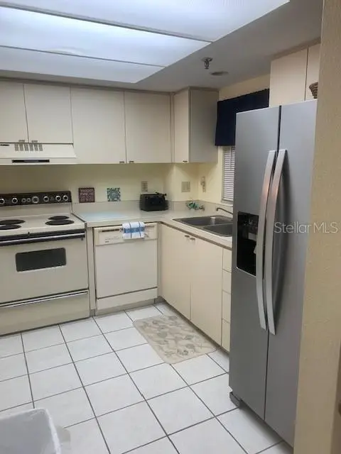 1000 Benjamin Franklin Dr #205, FL