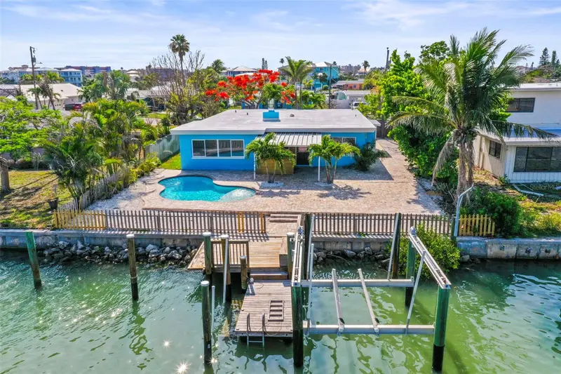 403 Normandy Rd, FL