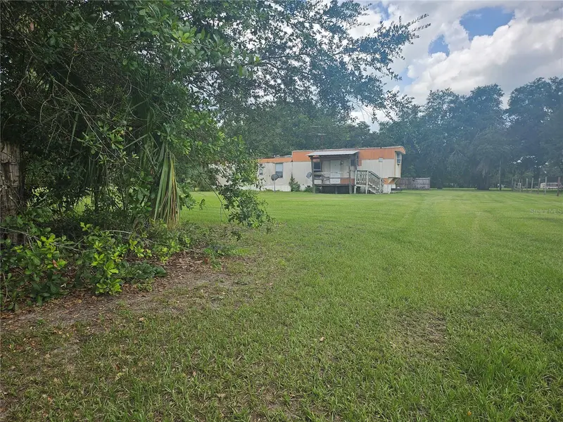 2452 Welcome Rd, FL