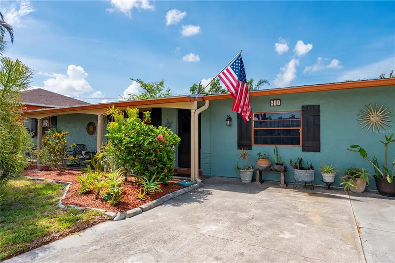 611 Bonita Ct, FL