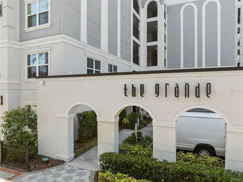 206 E South St #6007, FL