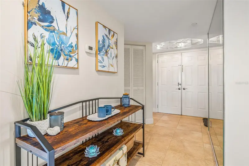 1310 Gulf Blvd #10d, FL