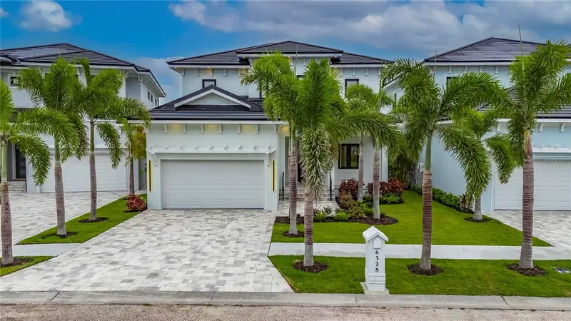 6528 Simone Shores Cir, FL