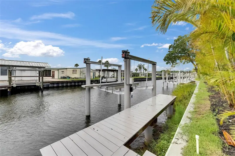 6528 Simone Shores Cir, FL