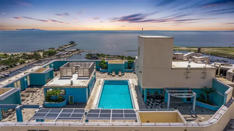 1 Beach Dr Se #2011, FL