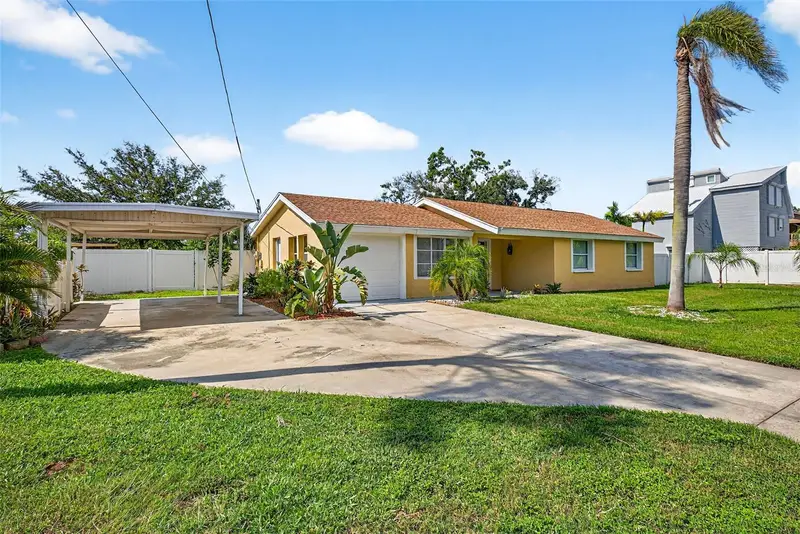 3225 W Shell Point Rd, FL