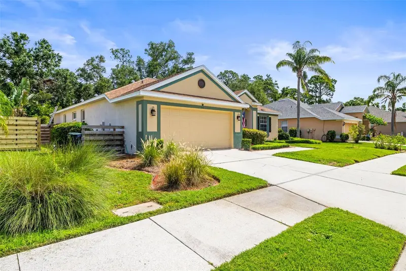 743 Stonecrest Dr, FL