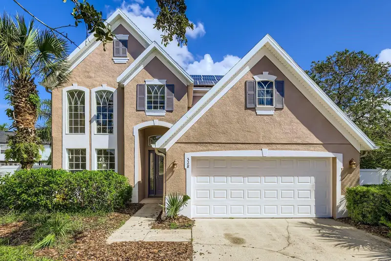 528 Herring Gull Ct, FL
