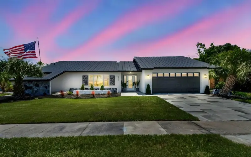 325 Gladstone Blvd, FL