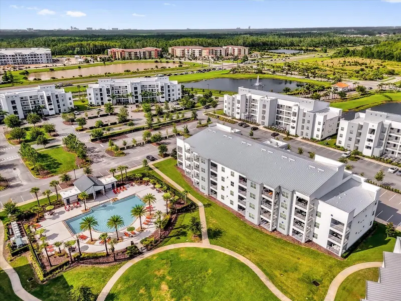 3180 Paradox Cir #304, FL