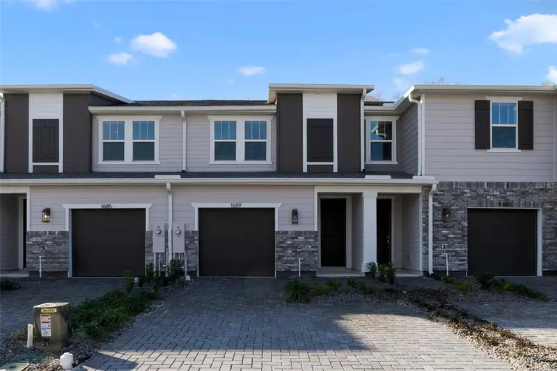 1689 Greenleaf Woods Cv, FL