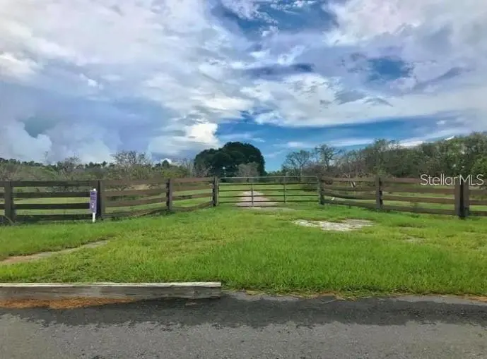 17902 Seidner Rd, FL