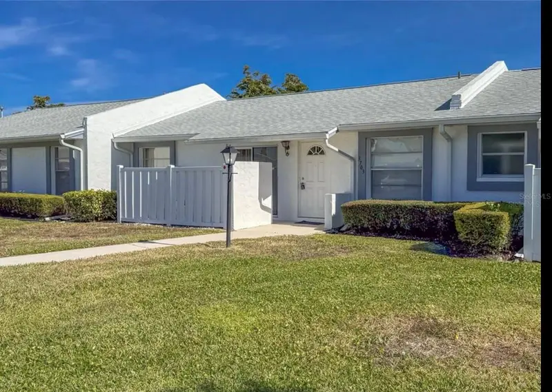 3703 39th Street W #11, FL