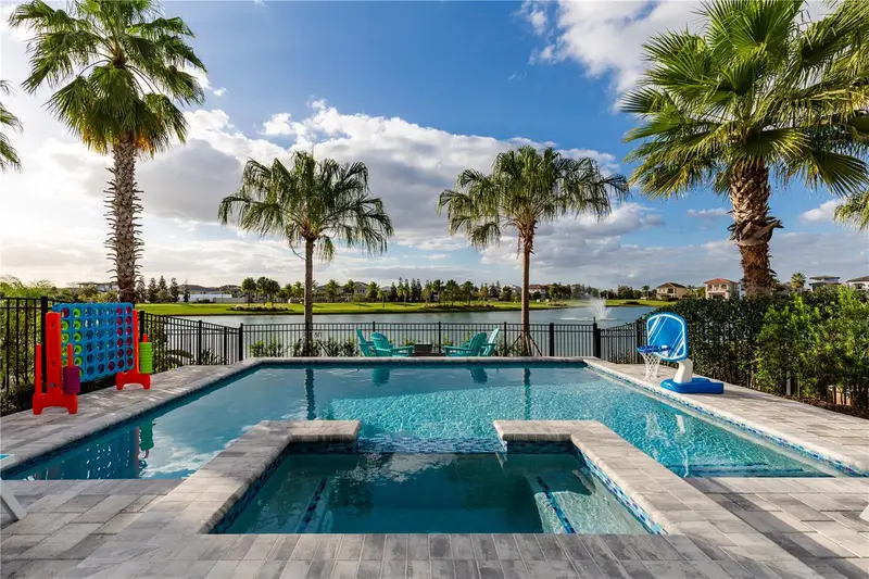 884 Golden Bear Dr, FL
