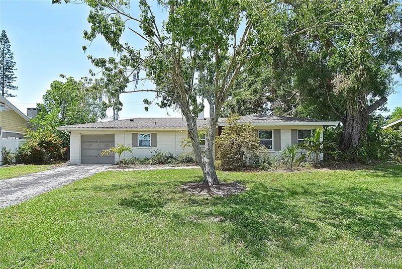 3340 Webber St, FL