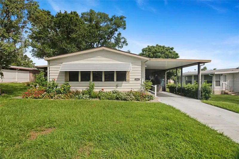 2002 S Citrus Cir #1728, FL