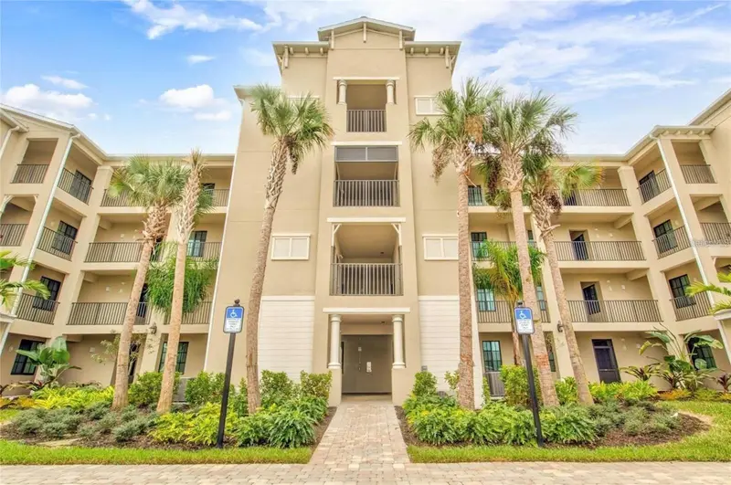 17724 Gawthrop Dr #304, FL