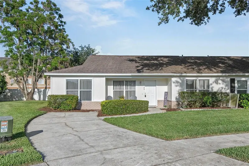 1726 Tropical Ct, FL