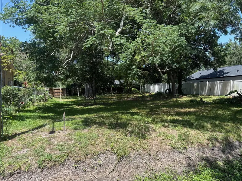 9674 8th Ave, FL