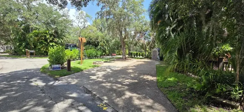 374 Bear Trl, FL