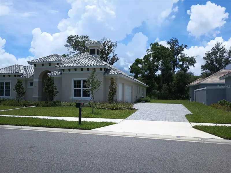 136 New Leatherwood Dr, FL