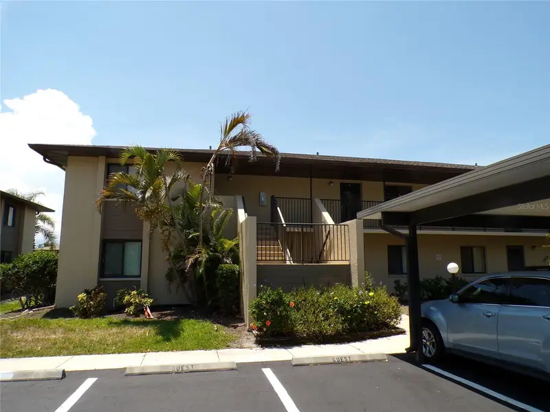 4016 Oakview Dr #J6, FL