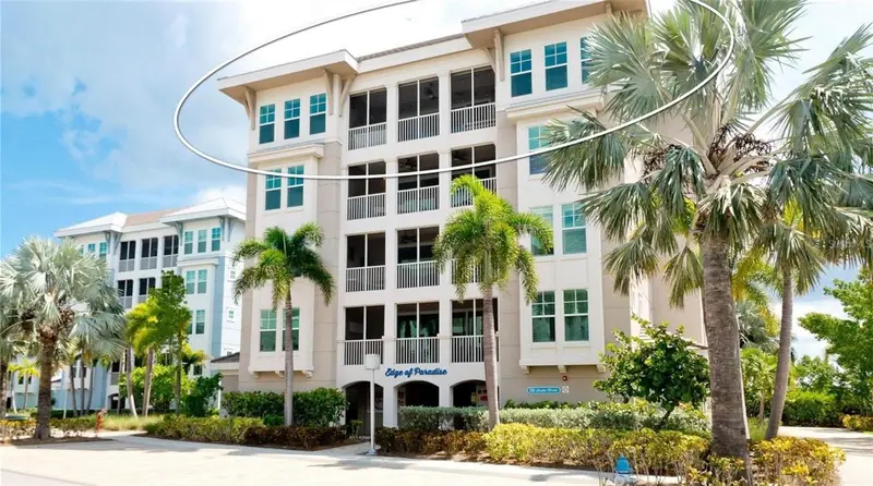 395 Aruba Cir #401, FL