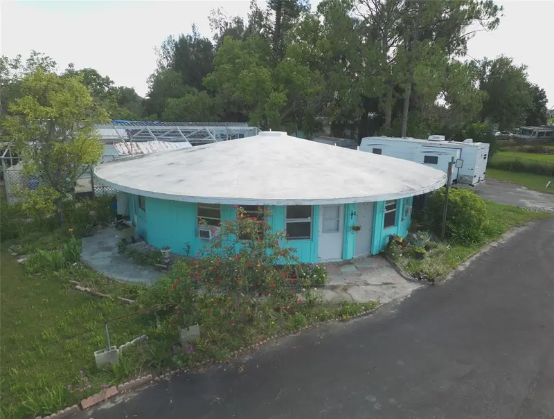 1603, 1605,1608,1611 W Shell Point Rd, FL