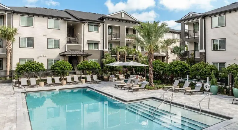 5000 Collina Ter #Th1, FL