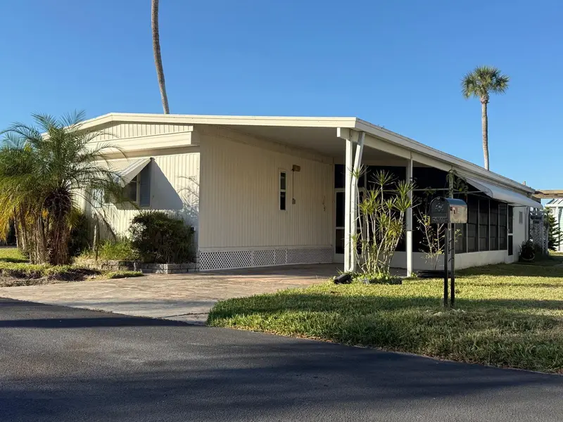 4432 Tucker Sq, FL