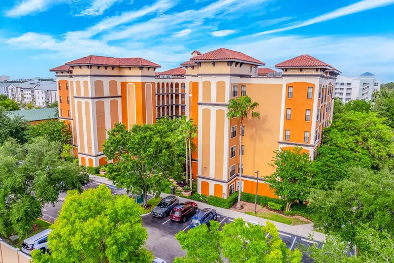 12527 Floridays Resort Dr #E104, FL