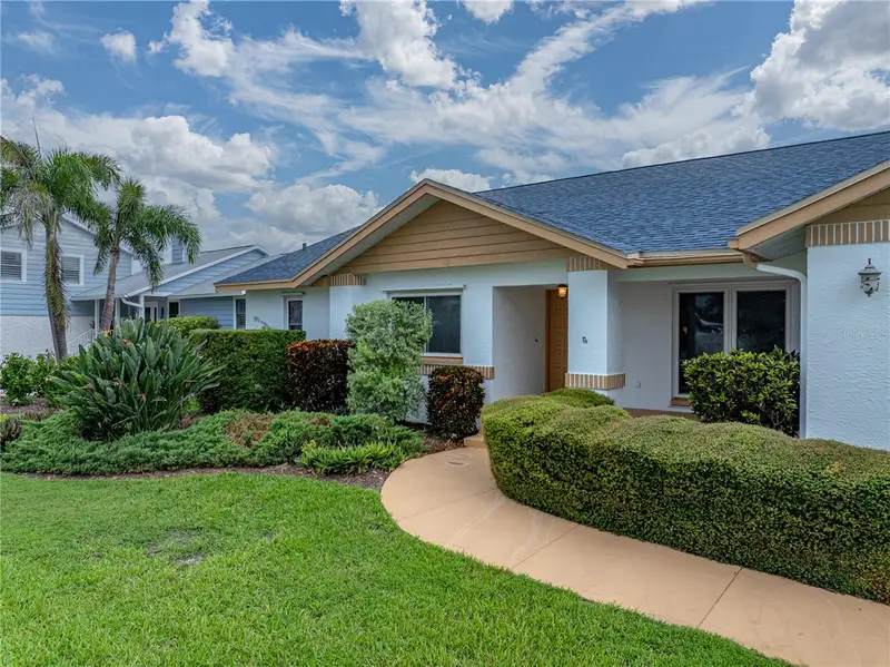 366 6th Ave N, FL