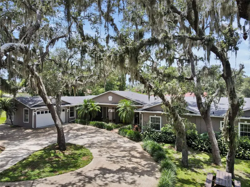 81 N Carol Ave, FL