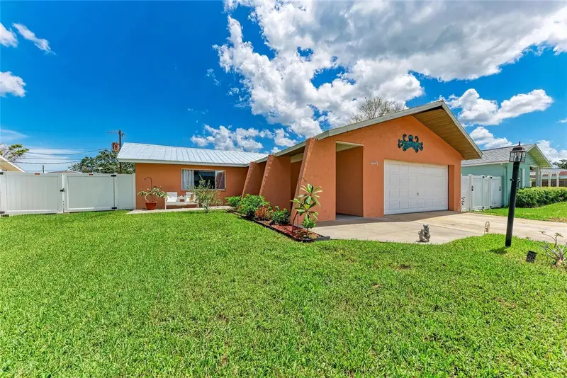 2406 15th St W, FL