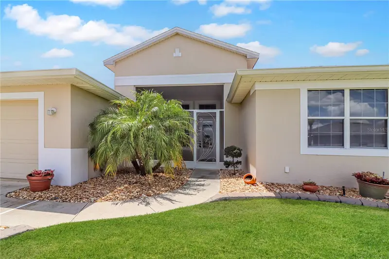 27328 Pine Straw Rd, FL
