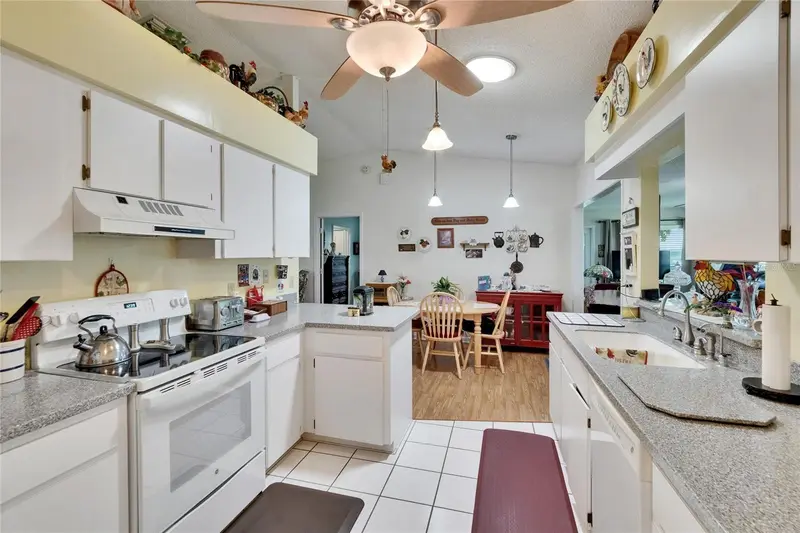 3154 Prairie Dunes Cir W, FL