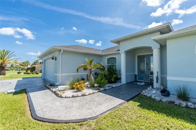 262 Rotonda Blvd N, FL