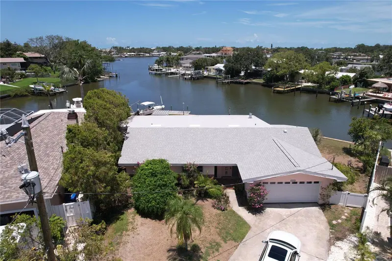 3995 South Circle, FL