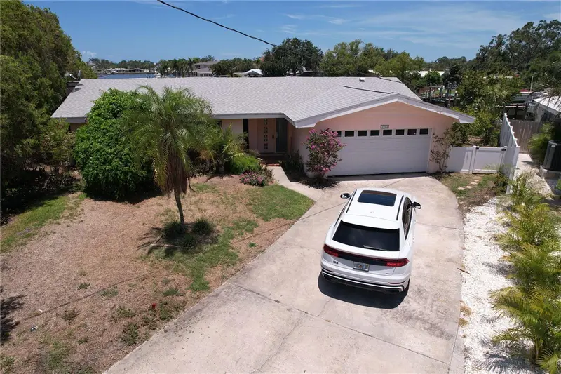 3995 South Cir, FL