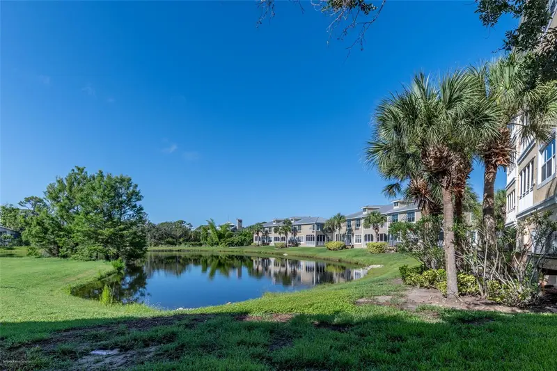 8581 Amberjack Cir #301, FL
