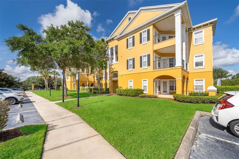 3707 Conroy Rd #1715, FL