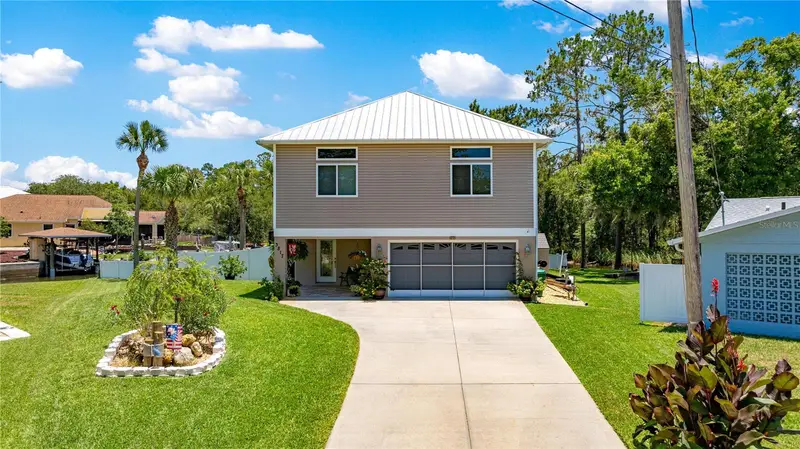 3817 N Calusa Pt, FL