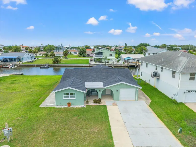 7401 Islander Ln, FL