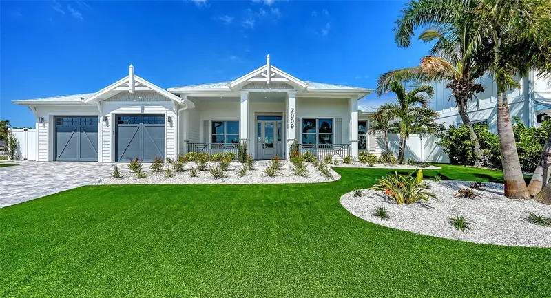8009 20th Pl W, FL