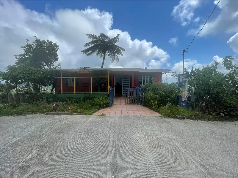 1 Los Pinos, PR