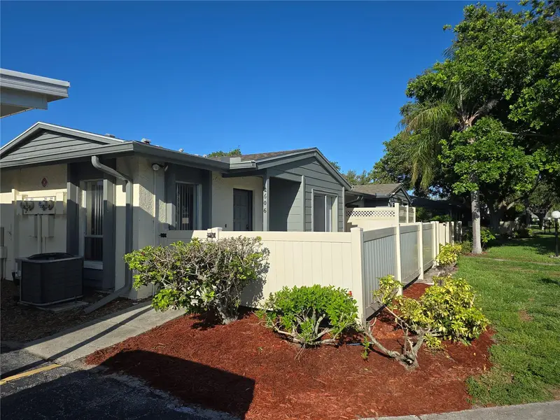 2606 29th Ave W #12, FL