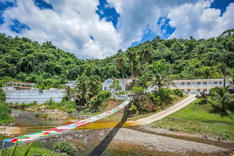 135 Villa Perez, PR